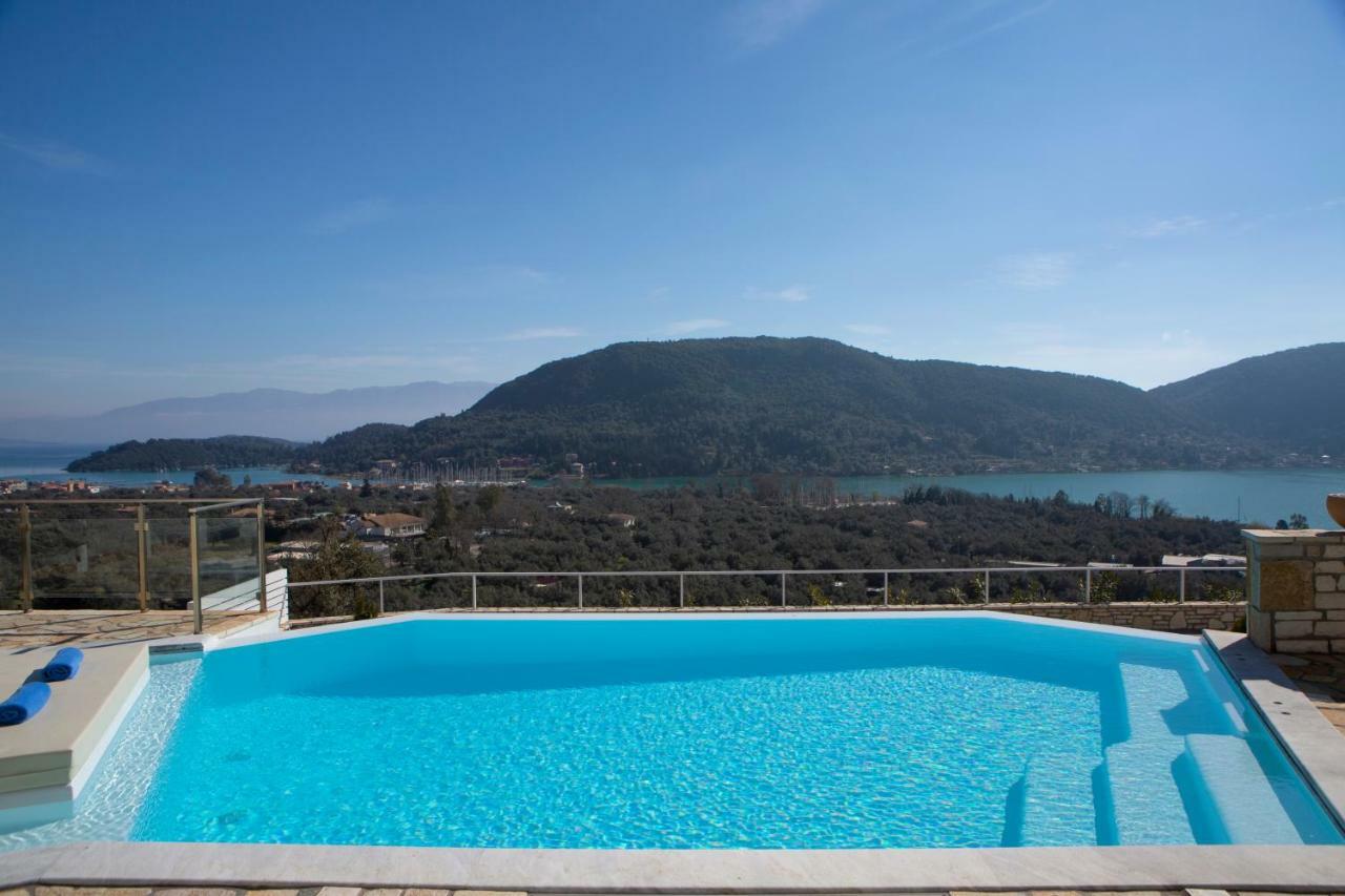 Afroditi Collection * Agios Christoforos (Lefkada)